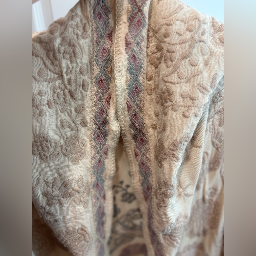 Johnny Was Biya Floral Embroidered Cream Hooded Cardigan-Limited Edition - Picture 9 of 9